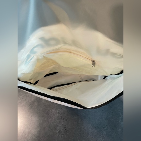 🔥Supreme Bag🔥 - Picture 8 of 9